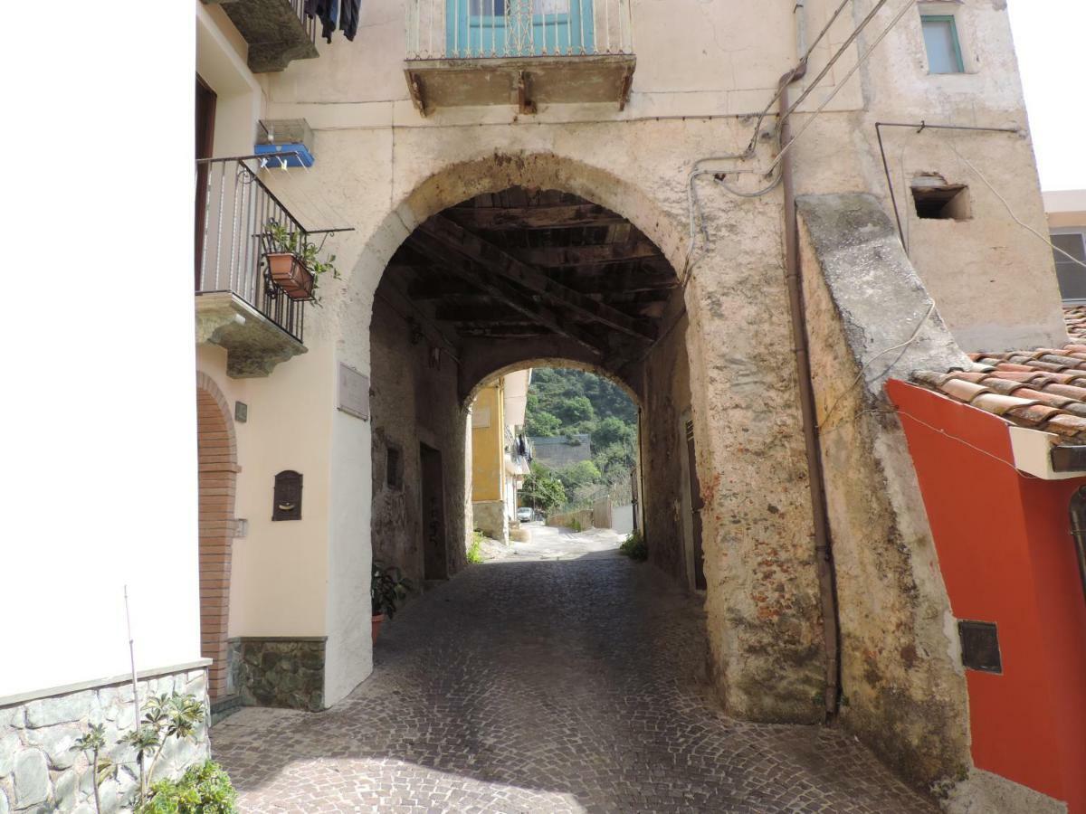 Lamezia Centro, Appartamento Giorgia 拉默齐亚泰尔默 外观 照片